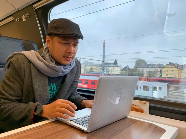SALAH KERETA, NYARIS MEMBEKU DI SLEZTHAL